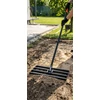 Kép 2/6 - Gyepszintező Strend Pro Garden, 60x40x150 cm, gereblye, szintező