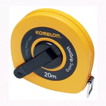 Lev Komelon mérőszalag 30mx10mm, acél, nylon bevonat, hurok vég, CE II. oszt.